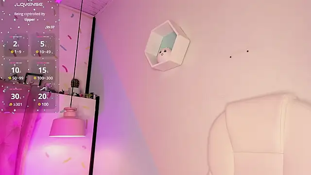 Giovanna oliveira online show from 7, 2, 2025