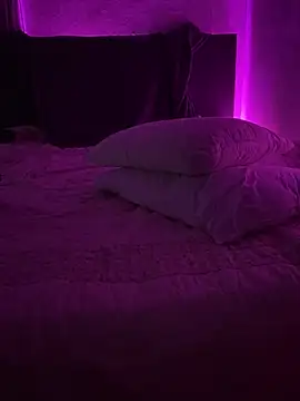 moody1996- online show from 22, 12, 2024