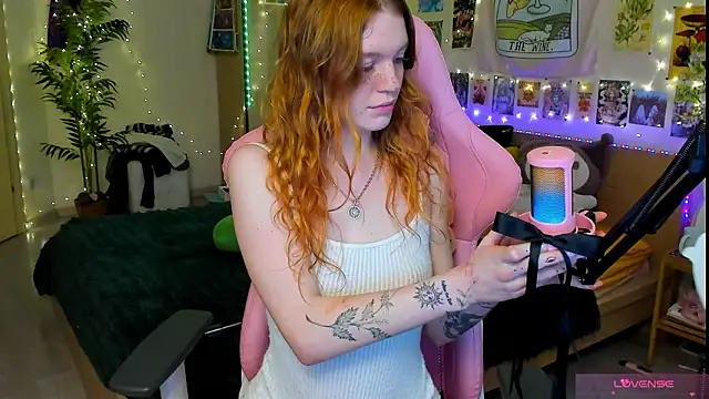 Sunny Elly online show from 22, 2, 2026