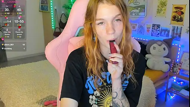 Snapshot of Sunny_Elly chatting on 16, 9, 2025 Sunny Elly online show from 16, 9, 2025