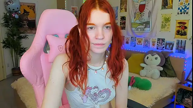 Snapshot of Sunny_Elly chatting on 4, 2, 2025 Sunny Elly online show from 4, 2, 2025