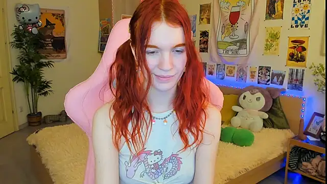 Snapshot of Sunny_Elly chatting on 4, 2, 2025 Sunny Elly online show from 4, 2, 2025