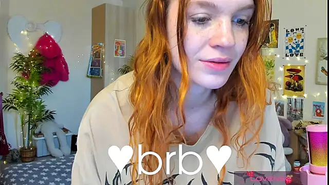 Snapshot of Sunny_Elly chatting on 19, 4, 2026 Sunny Elly online show from 19, 4, 2026