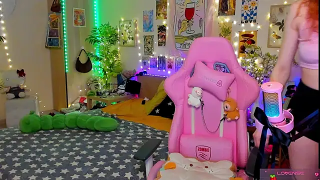 Sunny Elly online show from 9, 3, 2026