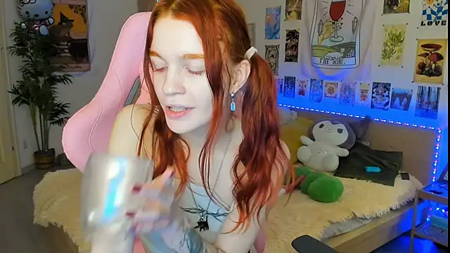 Snapshot of Sunny_Elly chatting on 10, 2, 2025 Sunny Elly online show from 10, 2, 2025