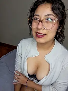 MishuColfer online show from 13, 9, 2025