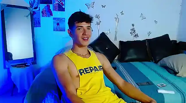 Snapshot of cristofer_988 chatting on 12, 3, 2025 cristofer 988 online show from 12, 3, 2025