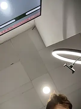 cristofer 988 online show from 17, 4, 2026