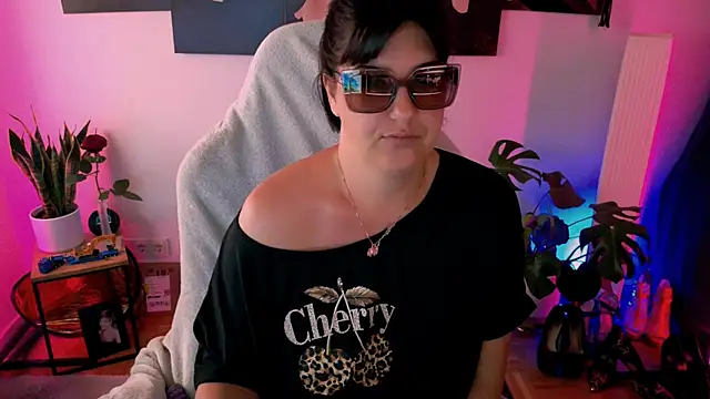 Snapshot of NatiLove35 chatting on 12, 6, 2026 NatiLove35 online show from 12, 6, 2026