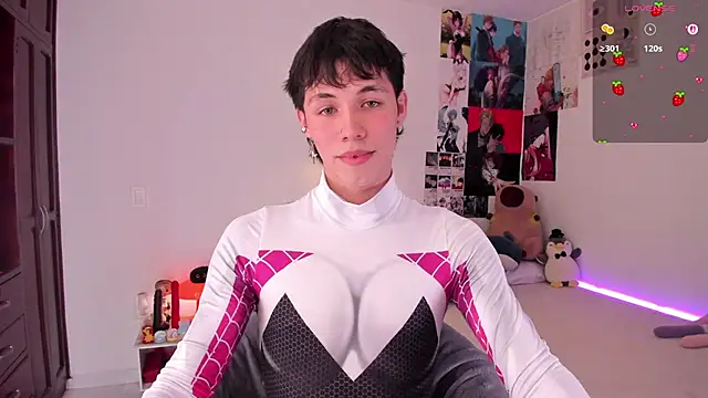 Snapshot of angel_bless19 chatting on 10, 10, 2025 angel bless19 online show from 10, 10, 2025