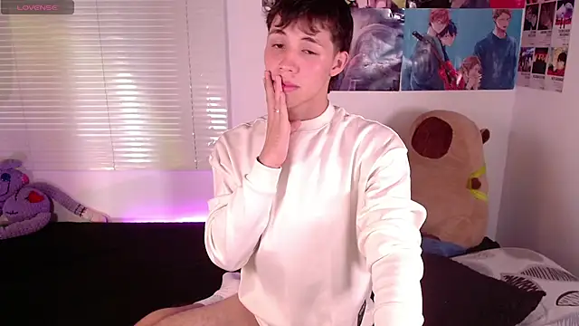 Snapshot of angel_bless19 chatting on 1, 3, 2025 angel bless19 online show from 1, 3, 2025