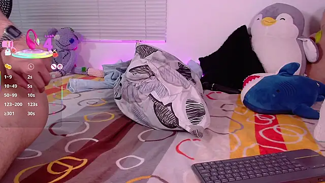 Snapshot of angel_bless19 chatting on 13, 2, 2025 angel bless19 online show from 13, 2, 2025