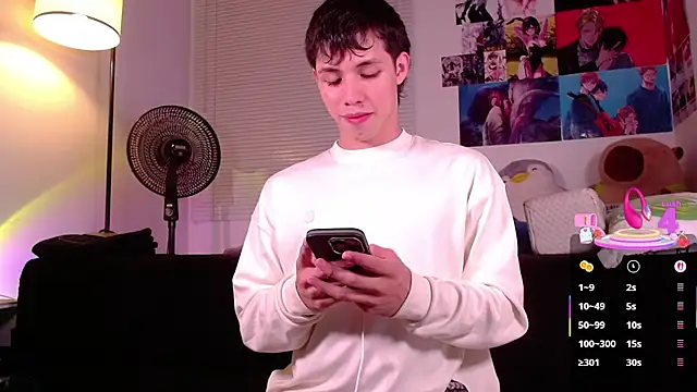 Snapshot of angel_bless19 chatting on 12, 3, 2025 angel bless19 online show from 12, 3, 2025