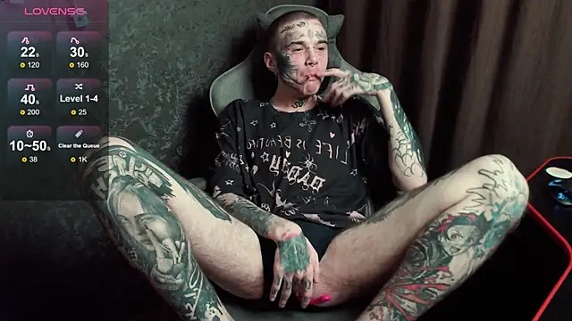 lonelycrystal online show from 30, 9, 2025