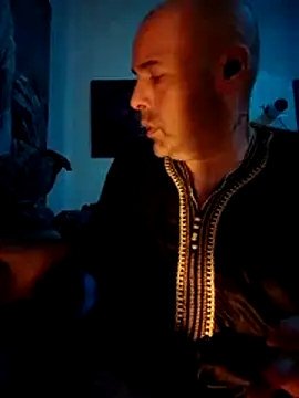 Snapshot of medioarabemediogypsi chatting on 10, 3, 2026 medioarabemediogypsi online show from 10, 3, 2026