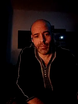 Snapshot of medioarabemediogypsi chatting on 14, 3, 2026 medioarabemediogypsi online show from 14, 3, 2026