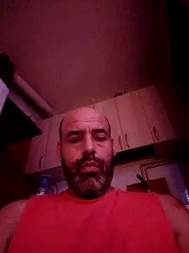 Snapshot of medioarabemediogypsi chatting on 19, 9, 2025 medioarabemediogypsi online show from 19, 9, 2025