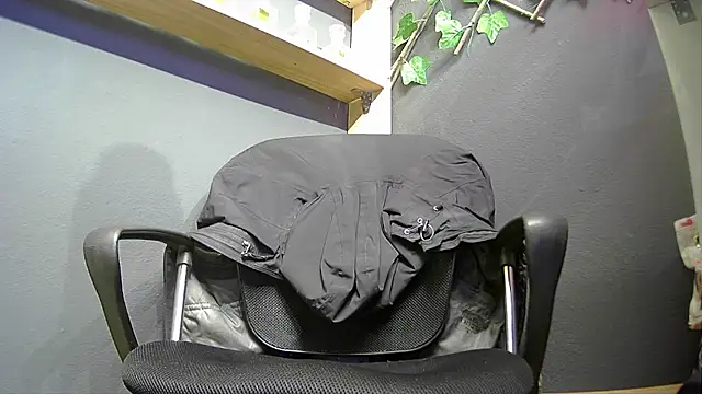 hardbigcock16 online show from 17, 10, 2025