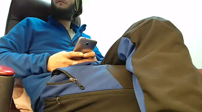 hardbigcock16 online show from 21, 2, 2025