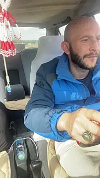 hardbigcock16 online show from 1, 3, 2026