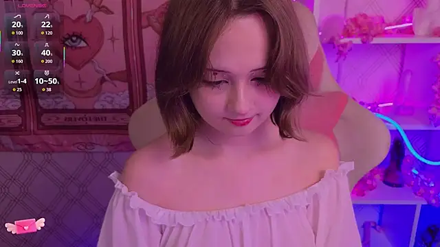 Mary uw online show from 5, 10, 2025