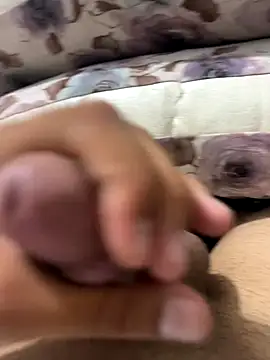 Snapshot of sertseven3333 chatting on 29, 9, 2025 sertseven3333 online show from 29, 9, 2025