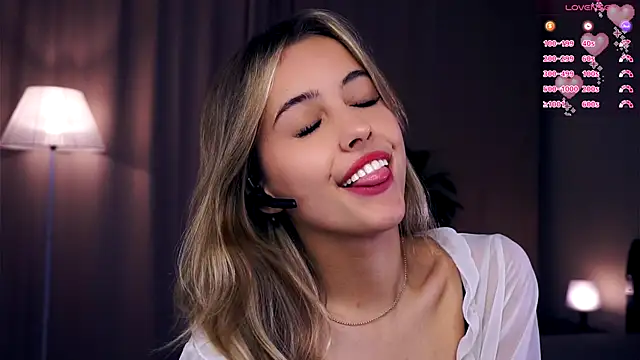 FannyHewson online show from 18, 9, 2025