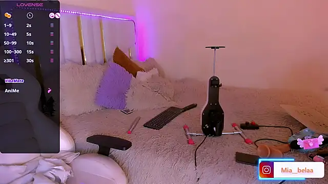 naiahcaramell online show from 14, 12, 2025