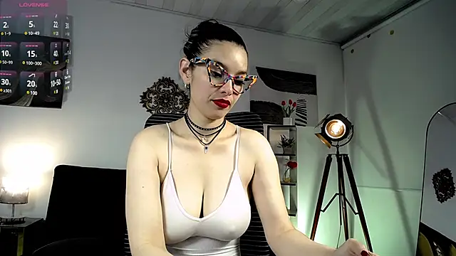 paulinabarnett- online show from 22, 3, 2025
