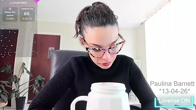 paulinabarnett- online show from 13, 4, 2026