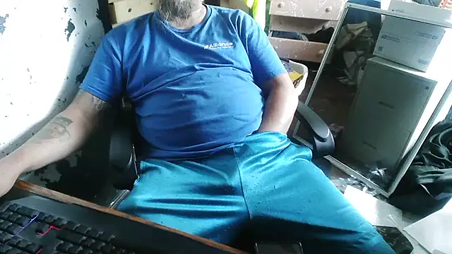slickwill123 online show from 21, 6, 2026