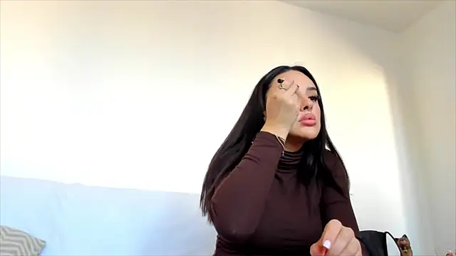 Snapshot of hornyemma__ chatting on 23, 1, 2025 hornyemma online show from 23, 1, 2025