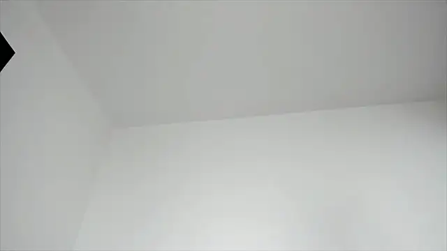 hornyemma   online show from 13, 2, 2026