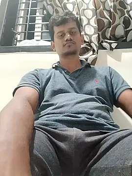 Long Laster online show from 28, 9, 2025