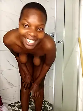 Snapshot of Cocowett chatting on 18, 11, 2025 Cocowett online show from 18, 11, 2025