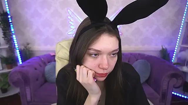 Cherry Wipe online show from 23, 2, 2025