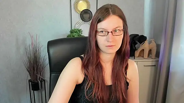 Snapshot of emmaxDelight chatting on 10, 7, 2026 emmaxDelight online show from 10, 7, 2026