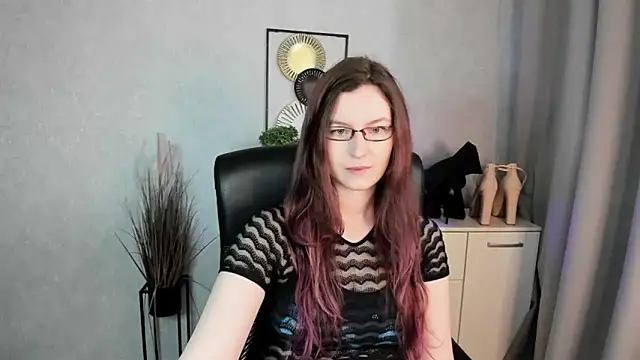 emmaxDelight online show from 14, 5, 2026