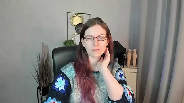 emmaxDelight online show from 20, 4, 2026