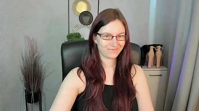 Snapshot of emmaxDelight chatting on 12, 6, 2026 emmaxDelight online show from 12, 6, 2026