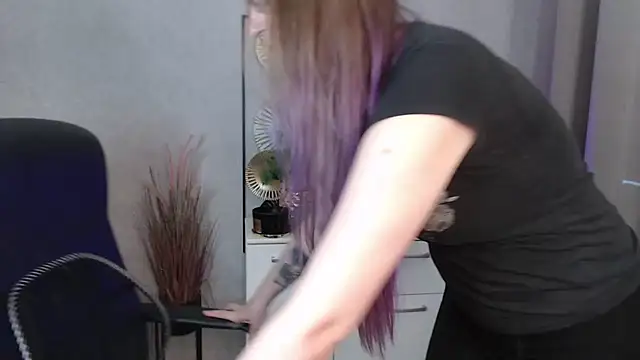 emmaxDelight online show from 18, 9, 2025