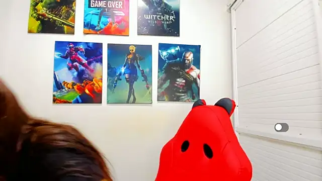 victoria love89 online show from 11, 4, 2026