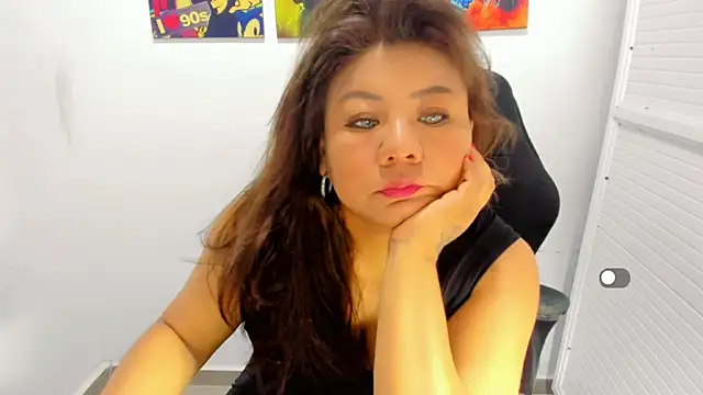 victoria love89 online show from 9, 9, 2025