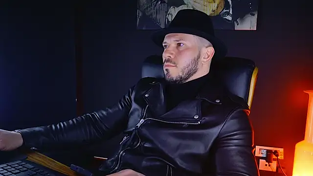 Snapshot of AngeloEric chatting on 21, 3, 2025 AngeloEric online show from 21, 3, 2025