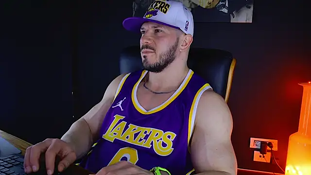 Snapshot of AngeloEric chatting on 7, 2, 2025 AngeloEric online show from 7, 2, 2025