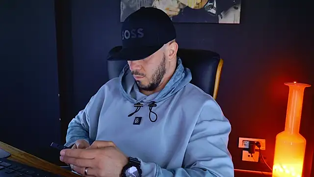 Snapshot of AngeloEric chatting on 19, 3, 2025 AngeloEric online show from 19, 3, 2025