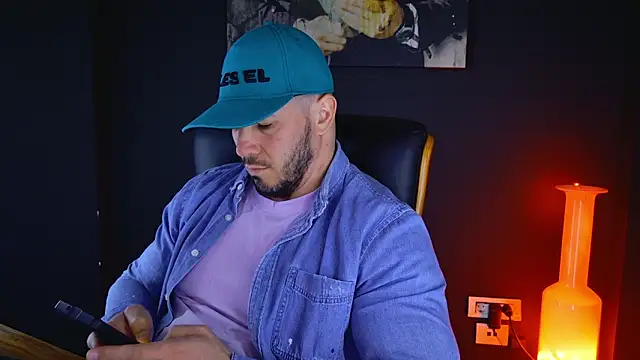 Snapshot of AngeloEric chatting on 17, 3, 2025 AngeloEric online show from 17, 3, 2025