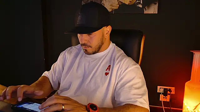 Snapshot of AngeloEric chatting on 29, 9, 2025 AngeloEric online show from 29, 9, 2025