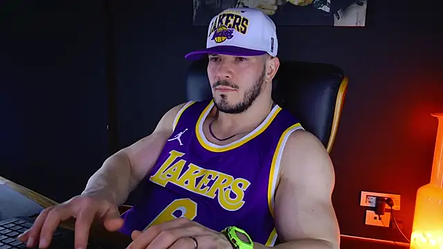 Snapshot of AngeloEric chatting on 3, 2, 2025 AngeloEric online show from 3, 2, 2025