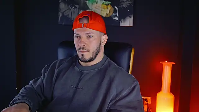 Snapshot of AngeloEric chatting on 18, 3, 2025 AngeloEric online show from 18, 3, 2025